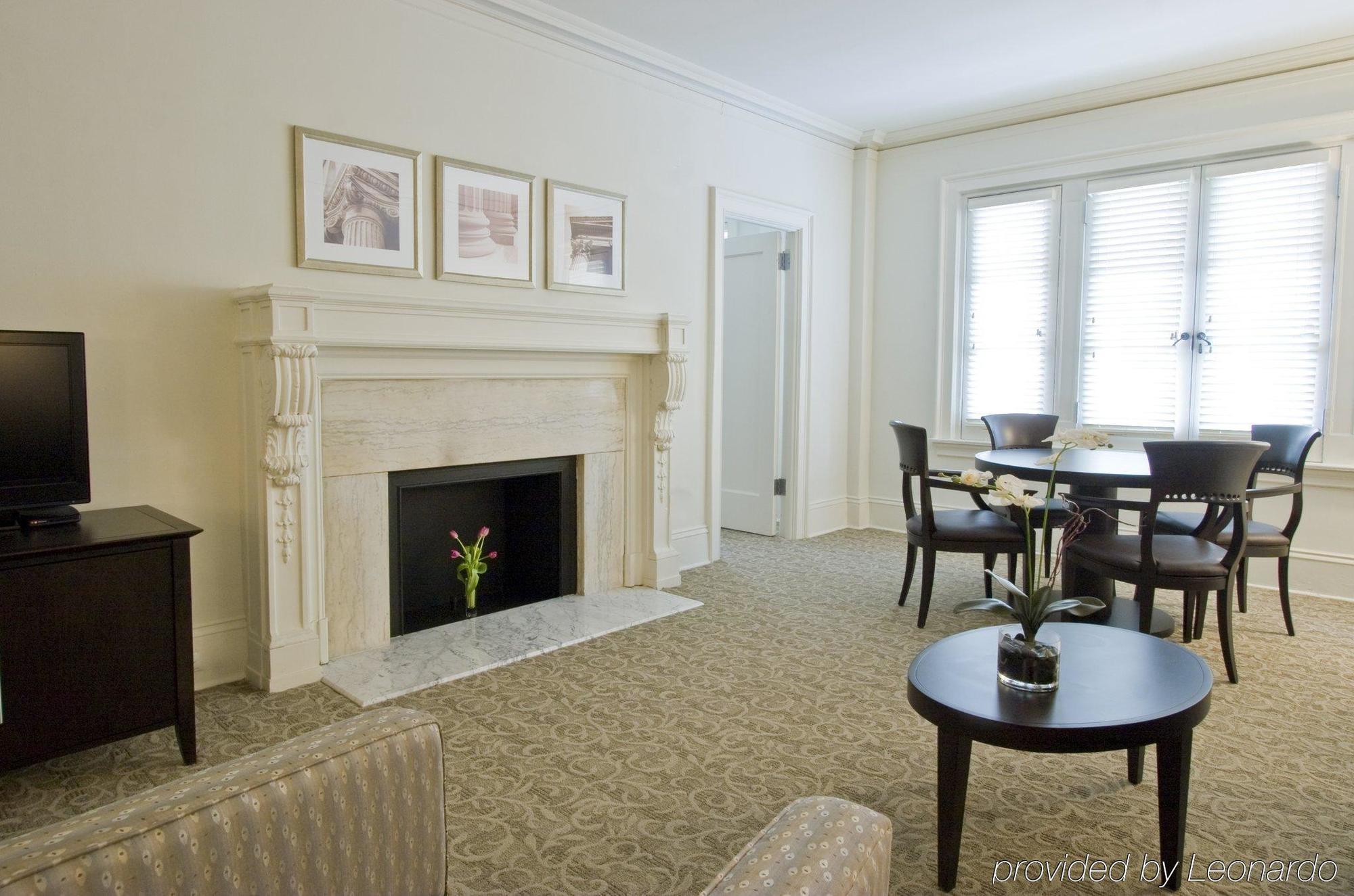 Aka Rittenhouse Square Philadelphia Room photo